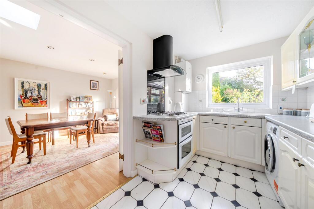 Widdicombe Kitchen Dining..JPG