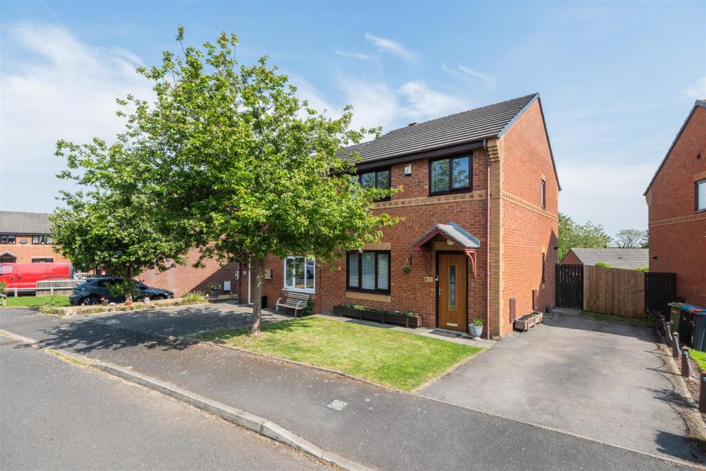 9 Simmonds Close-032.JPG