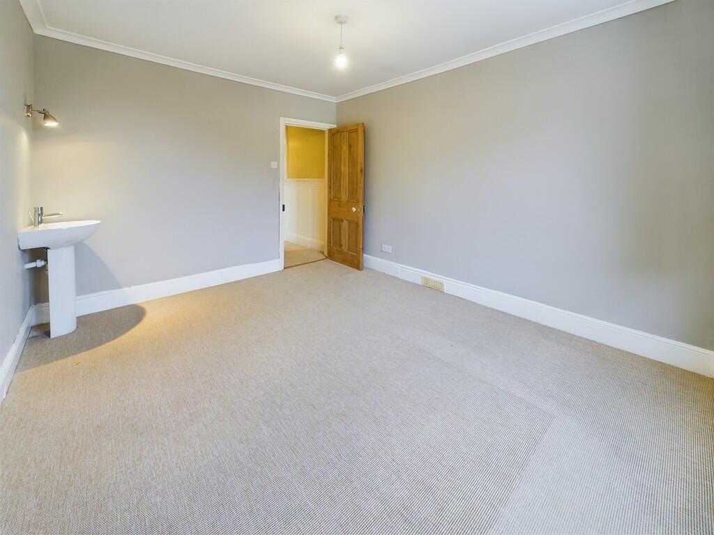 CAM02089G0-PR0387...