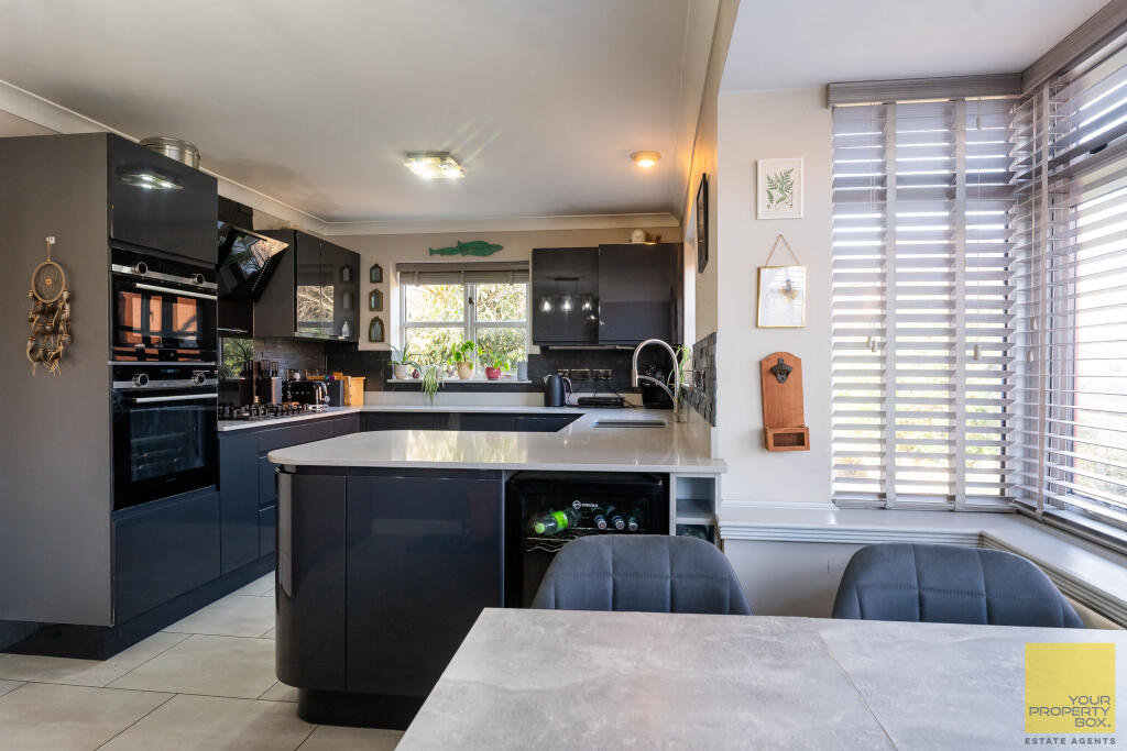 15 hanbury Croft0049