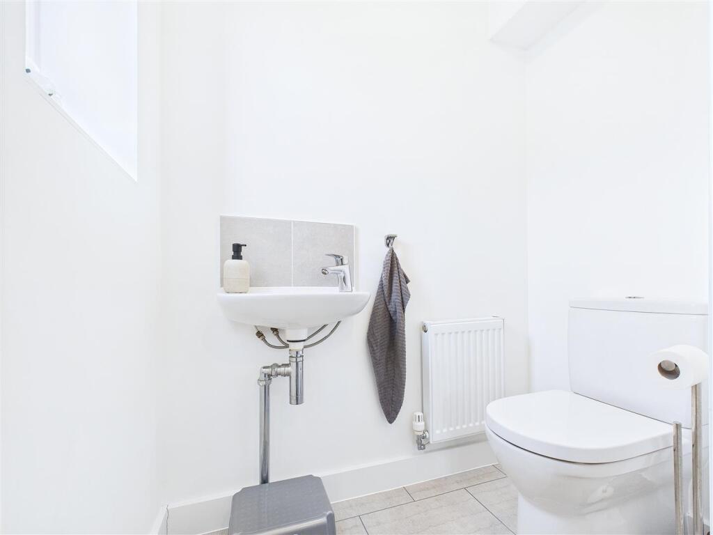 Winfield Way, Blackfordby (16).jpg