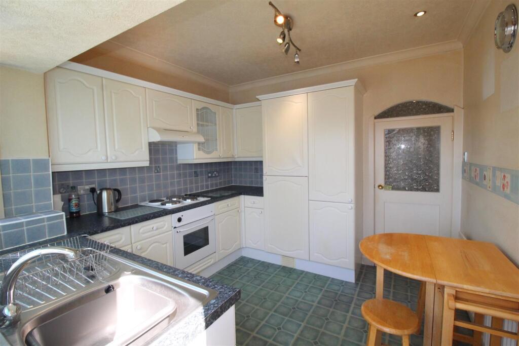 Boston Road, Kitchen 1.JPG