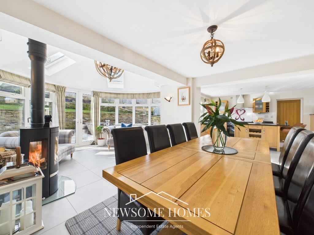 Kitchen/ Family Room