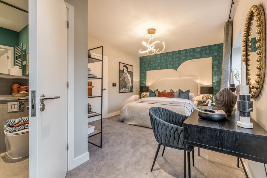 412 Master Bedroom