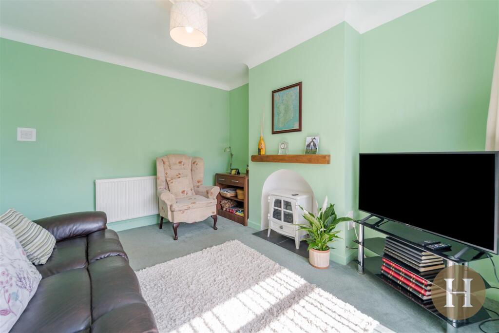 Hadleigh Estate Agents-6.jpg