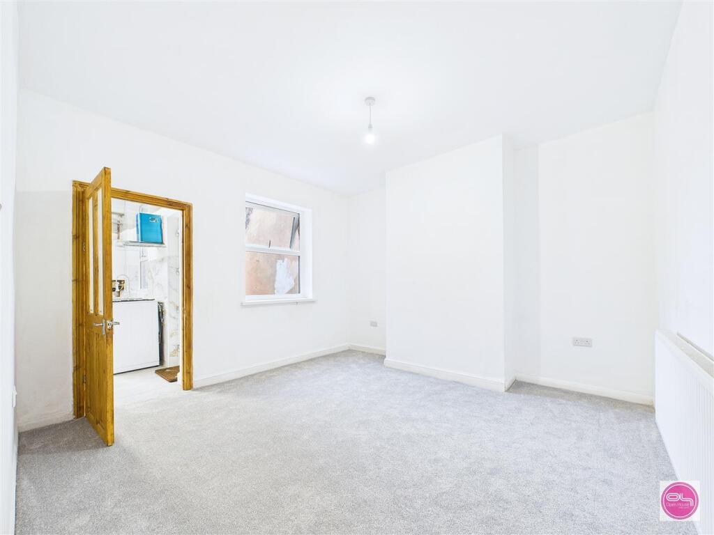 Derby Street, Burton on Trent (8).jpg