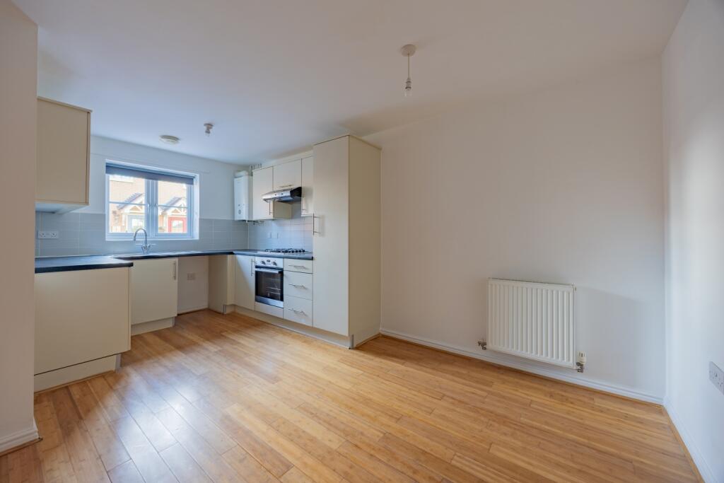 Ewemove Taunton Saffin Drive (15)