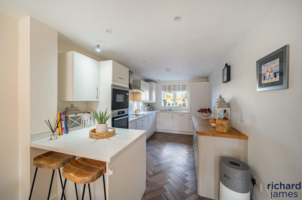 9d820da4c3274596b0e31517cb202185