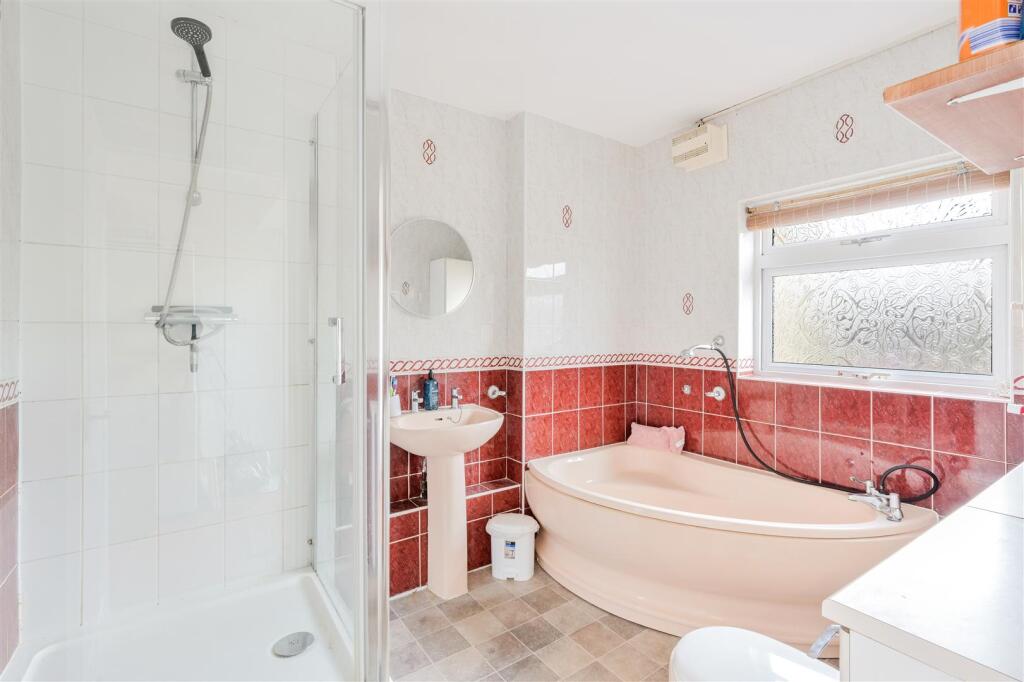 LOWER COURT ROAD (13).jpg