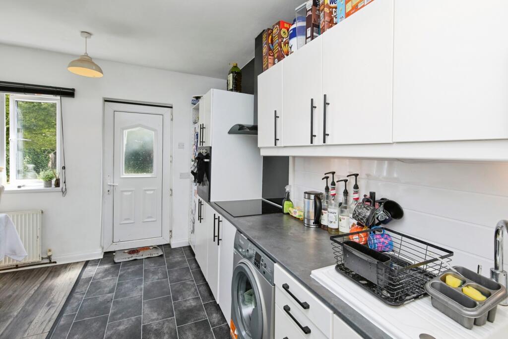 Dining/ Kitchen