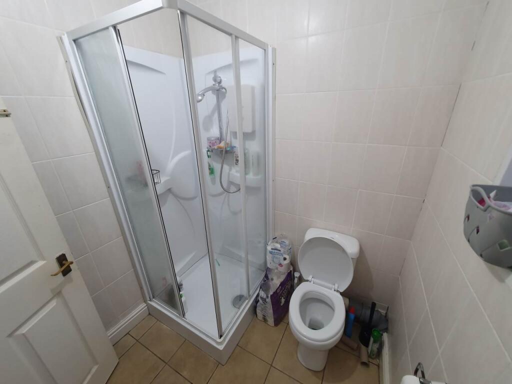 First Floor Shower R