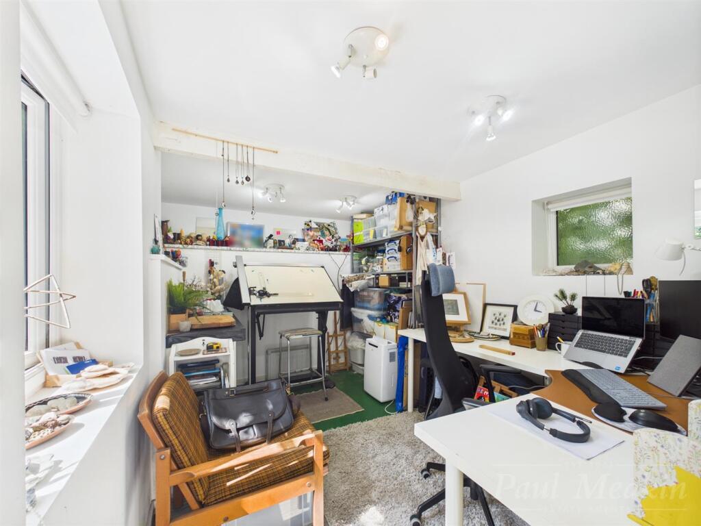 Garden Office/ Workshop