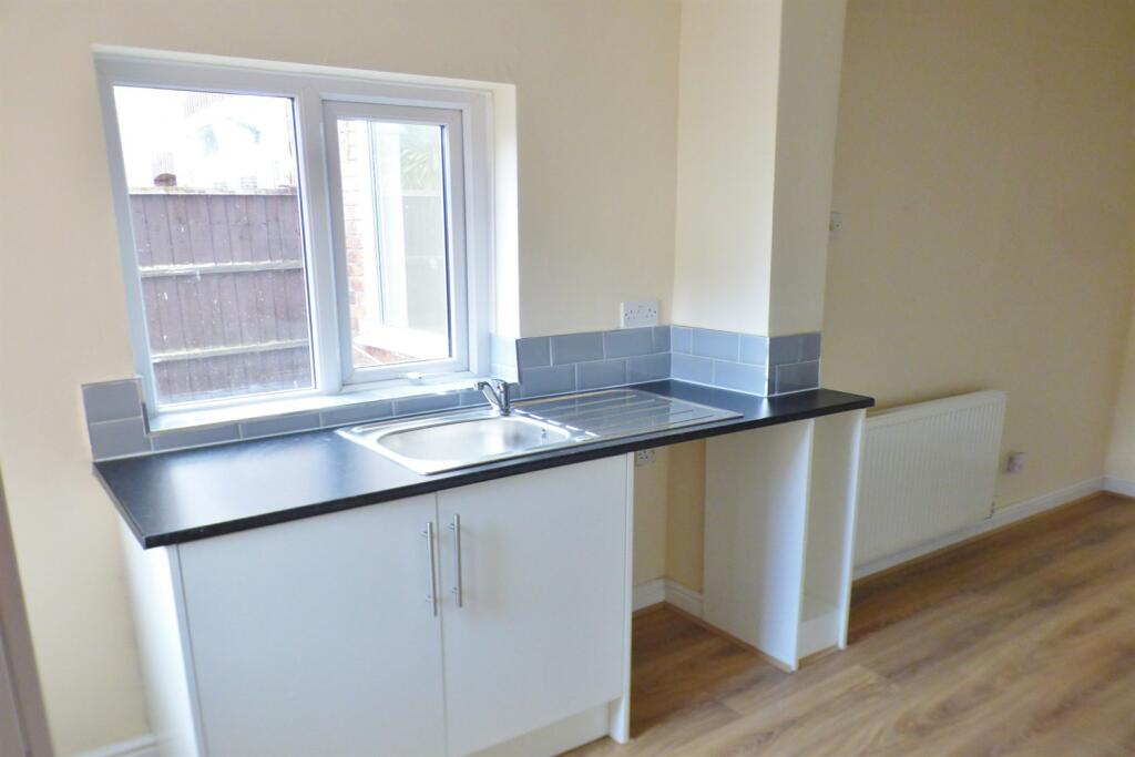 Kitchen 3
