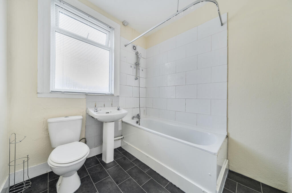 1297161-13-682b25...