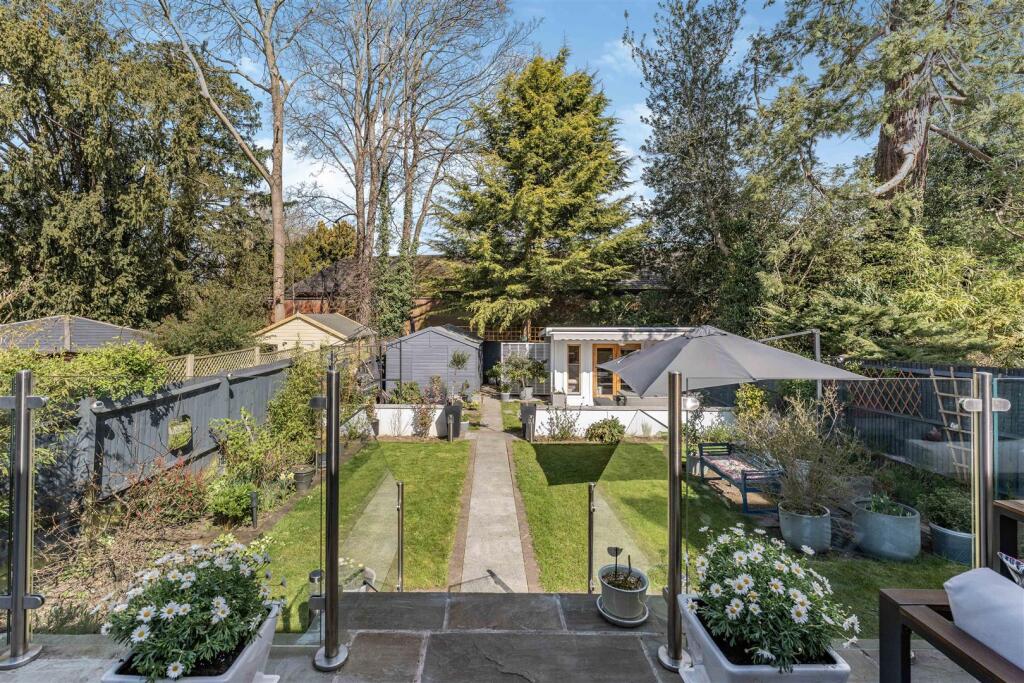 11 Dashwood Road, Banbury-23.jpg