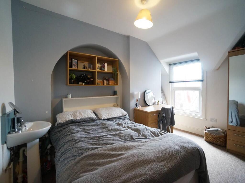 Bedroom 7.JPG