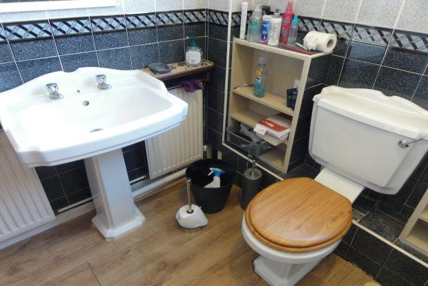 Bathroom/w.c.