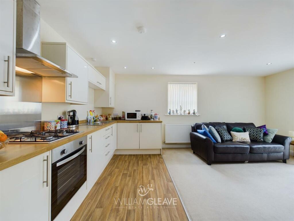 CAM01391G0-PR0074-ST