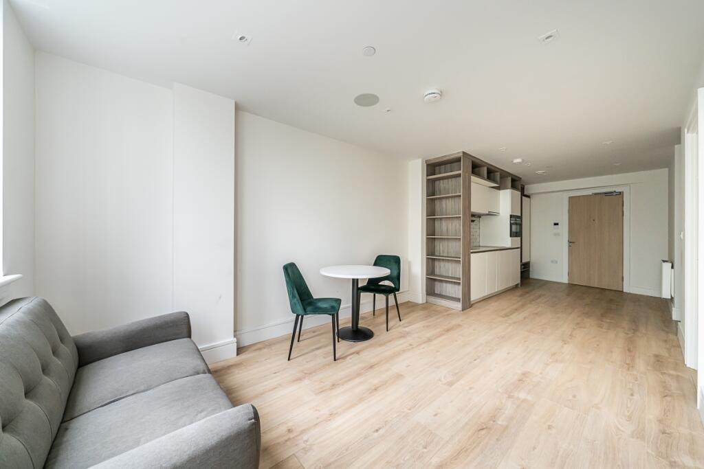 2-Capella-Court-5