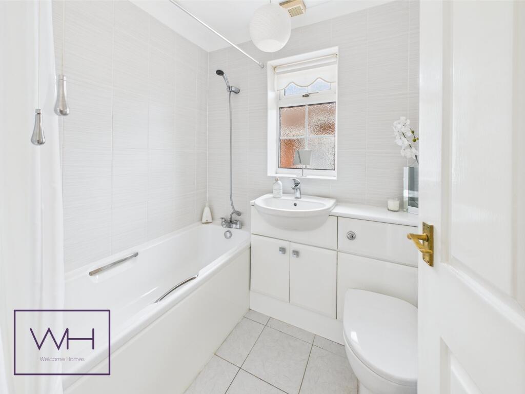 CAM03785G0-PR0262-ST