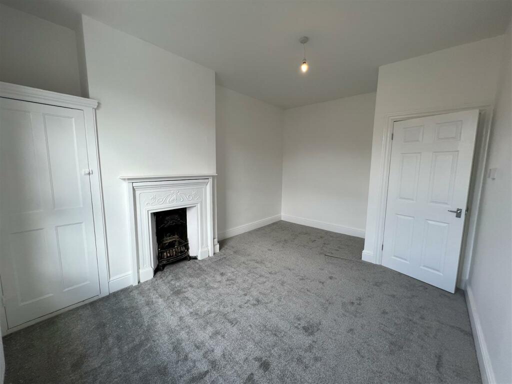 Bedroom.jpg