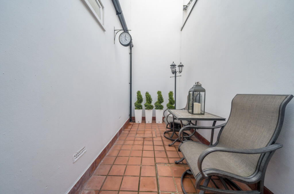 1344488-10-68adf1...