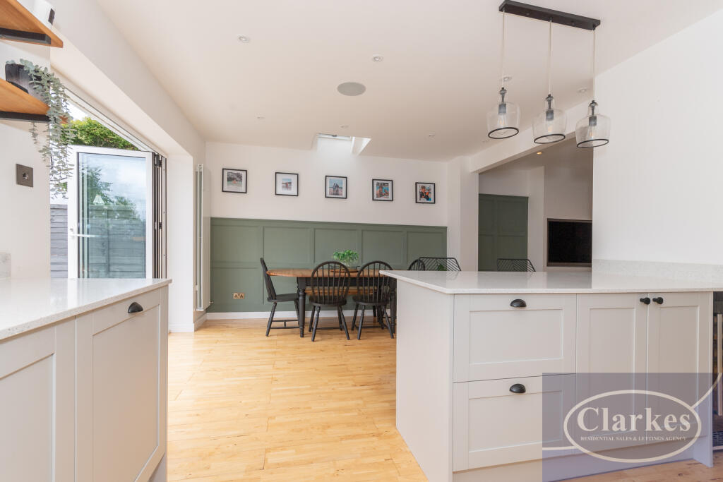 FC054_48 MINSTEAD RD_023