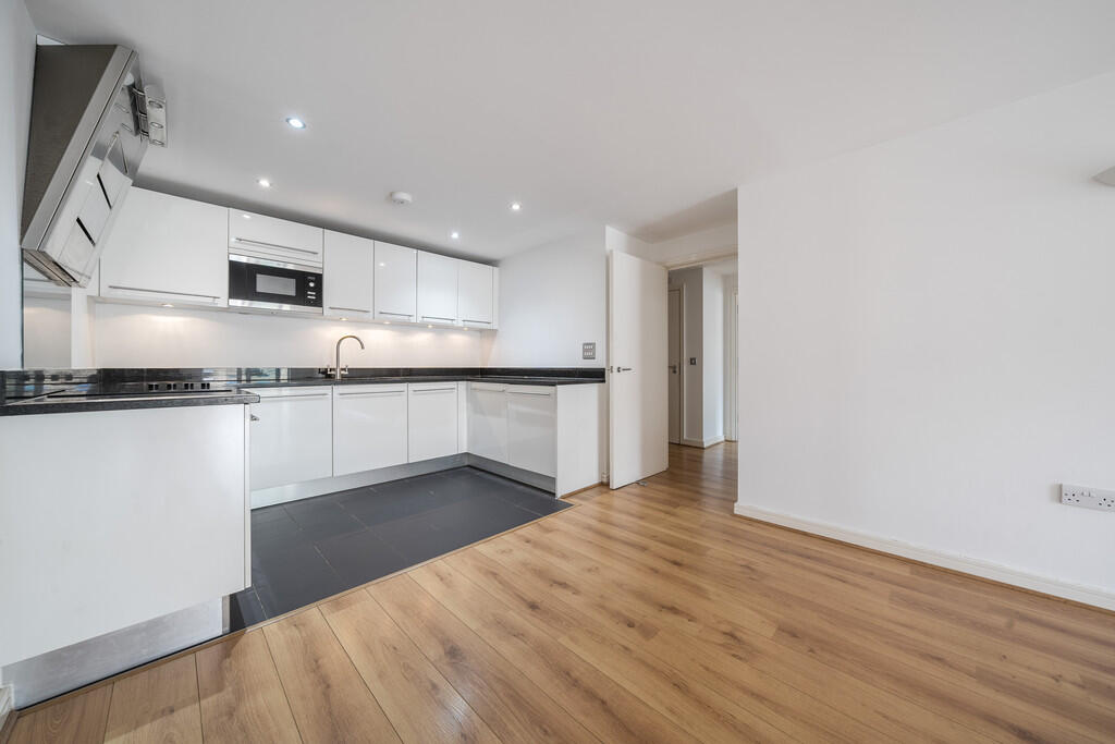 1341104-10-68a48f...