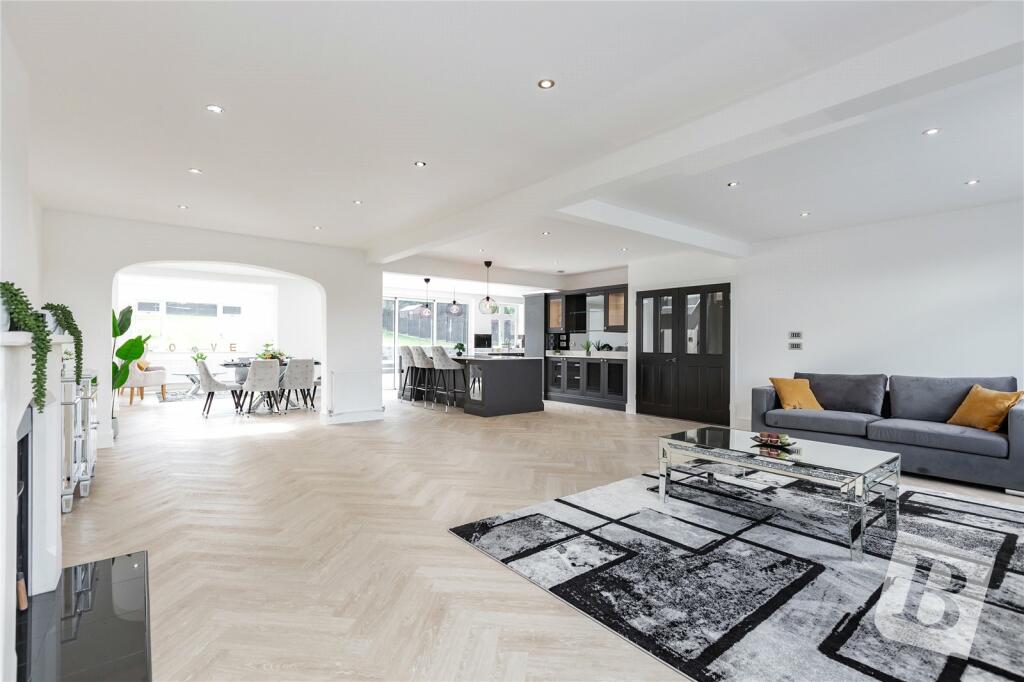 Kitchen / Family