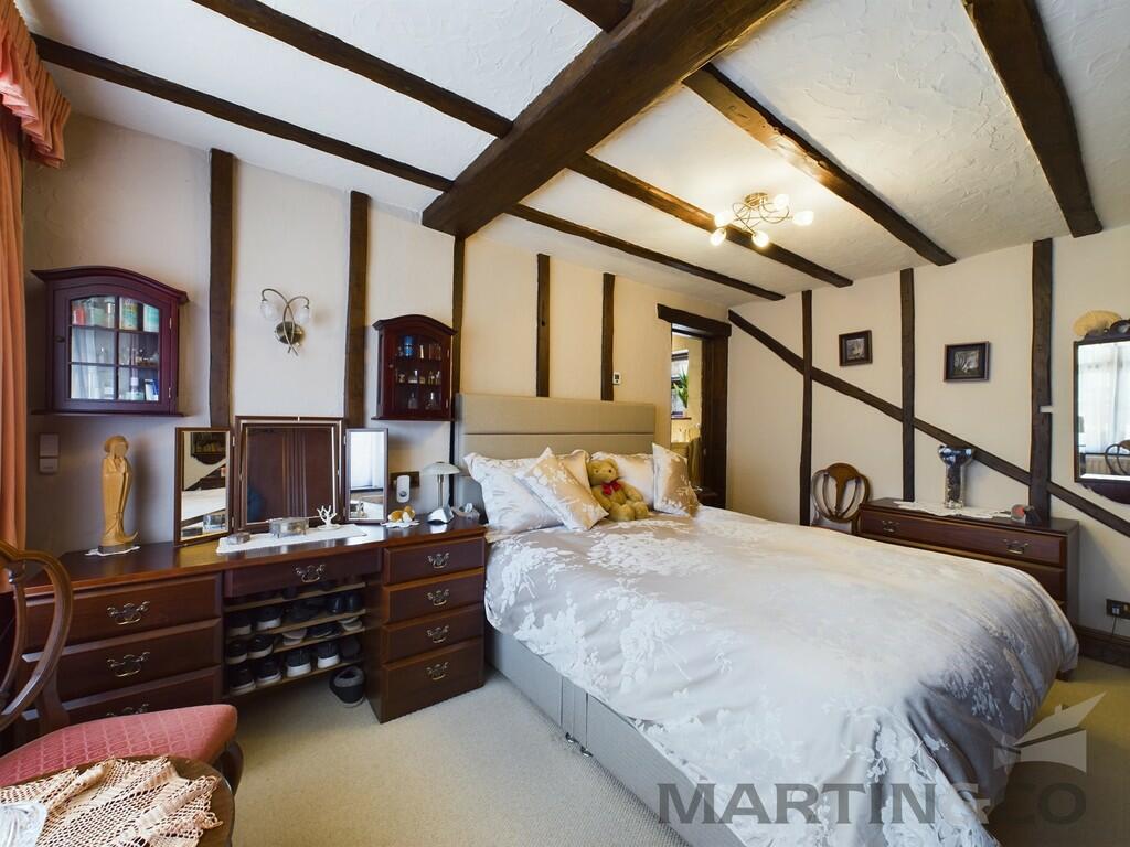 10 Bedroom 2