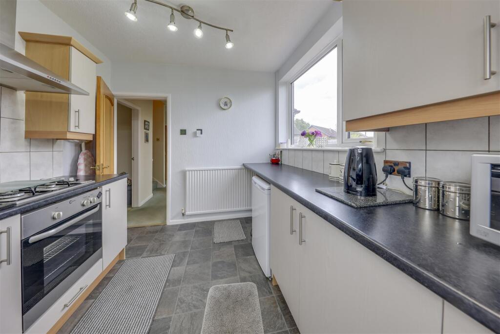 Breakfast Kitchen Alt 2