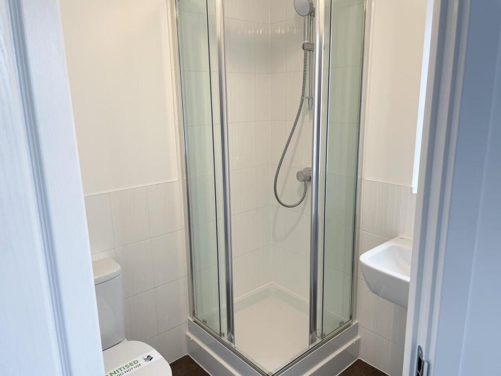En-suite Bathroom