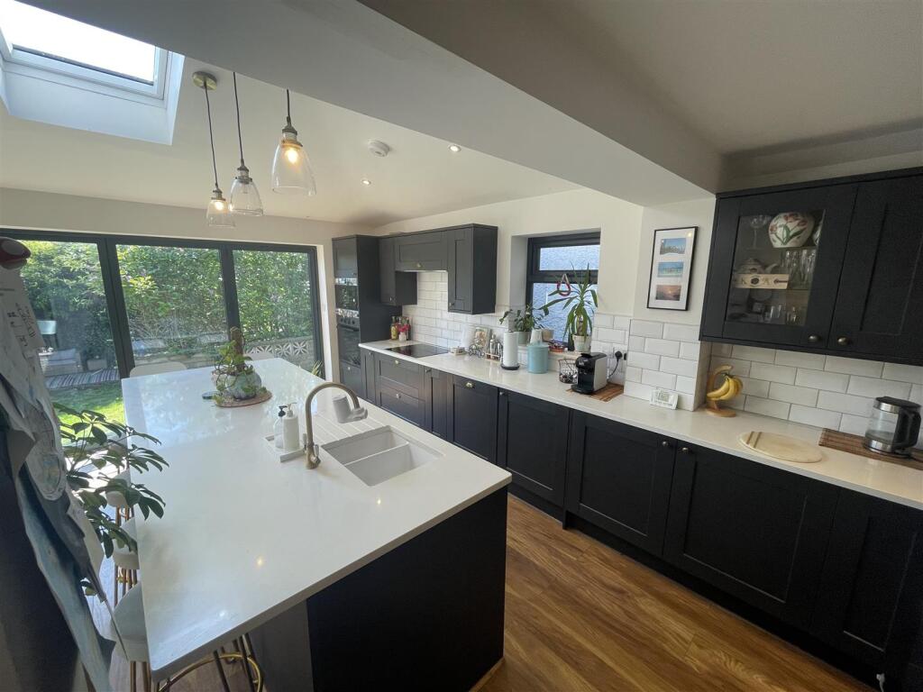 Photo 10-05-2025, 12 10 46.jpg