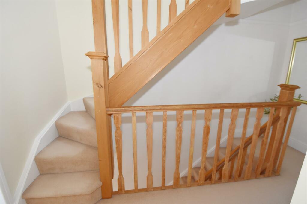 First floor landing.jpg