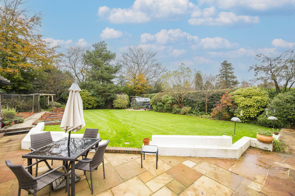 47 Bayham - garde...