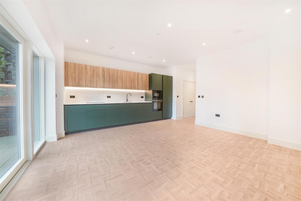 2 Viridis Apartments, 1 Monarch Square - iWz4gTzWL