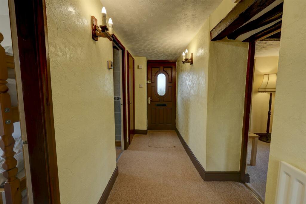 Annexe Hallway