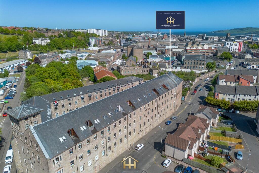 5 PLEASANCE CT DD15BB 150525 EDIT (34 of 39) 1.jpg