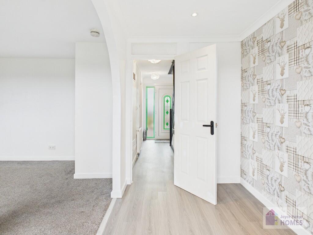 Hall/Dining Area