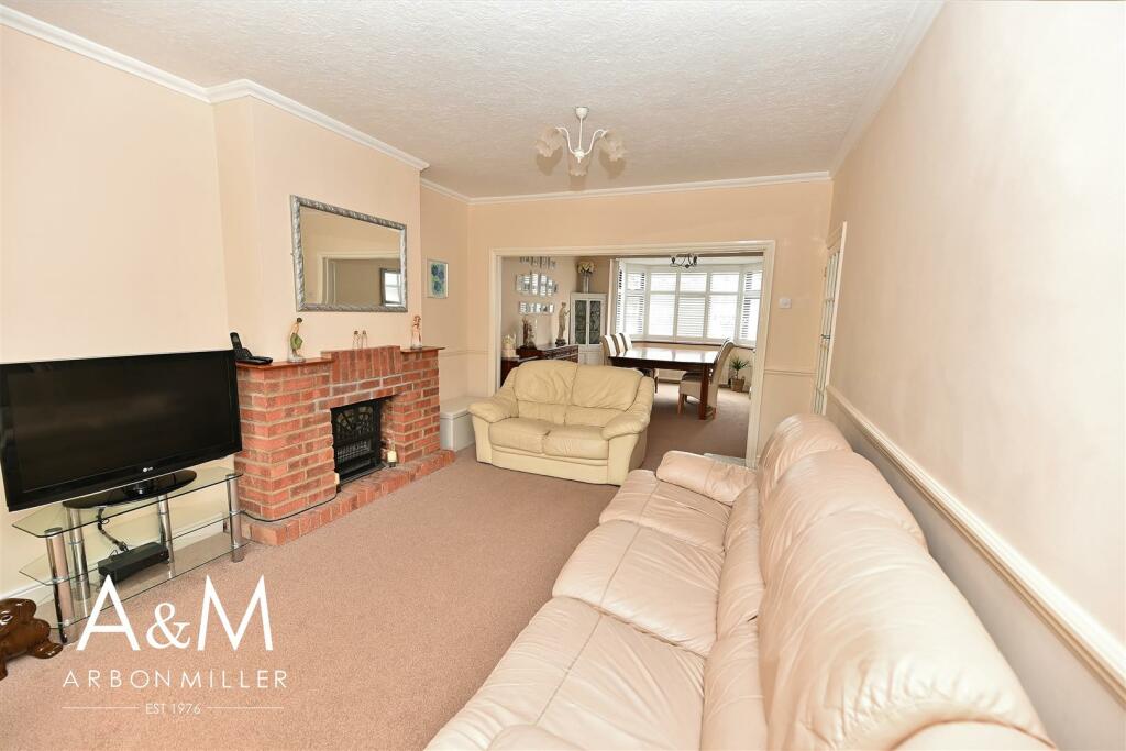 Extended Through Lounge