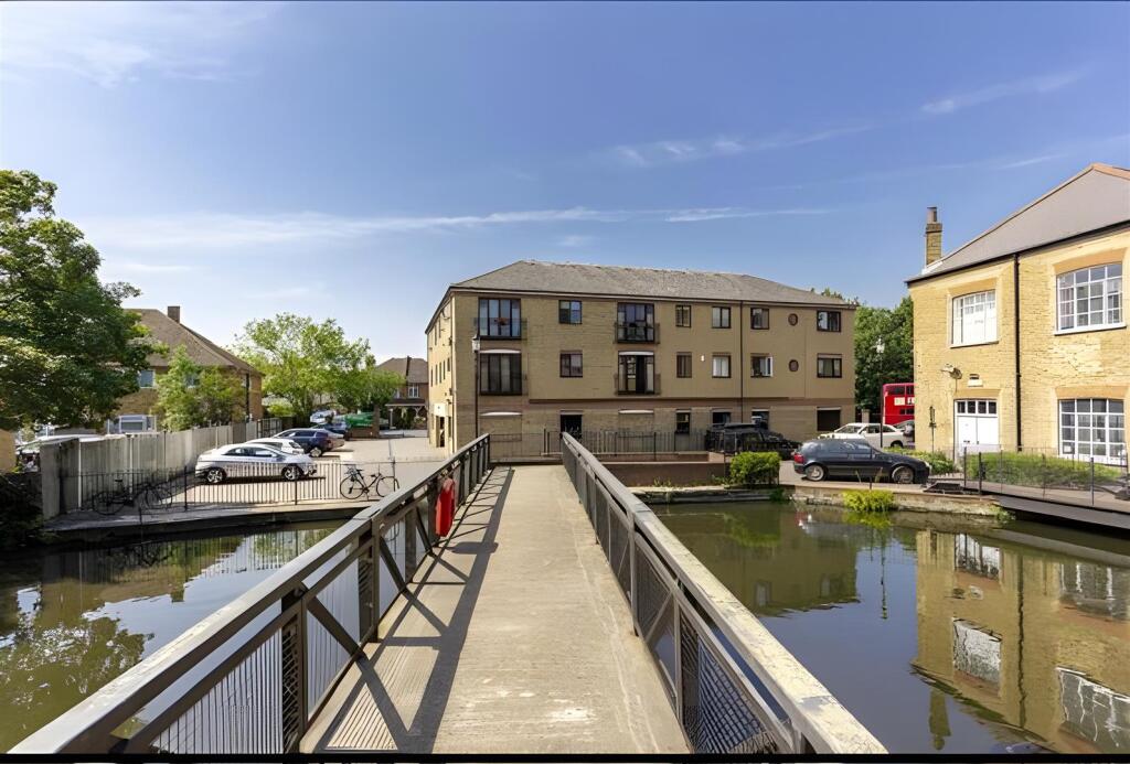 Riverside House Development