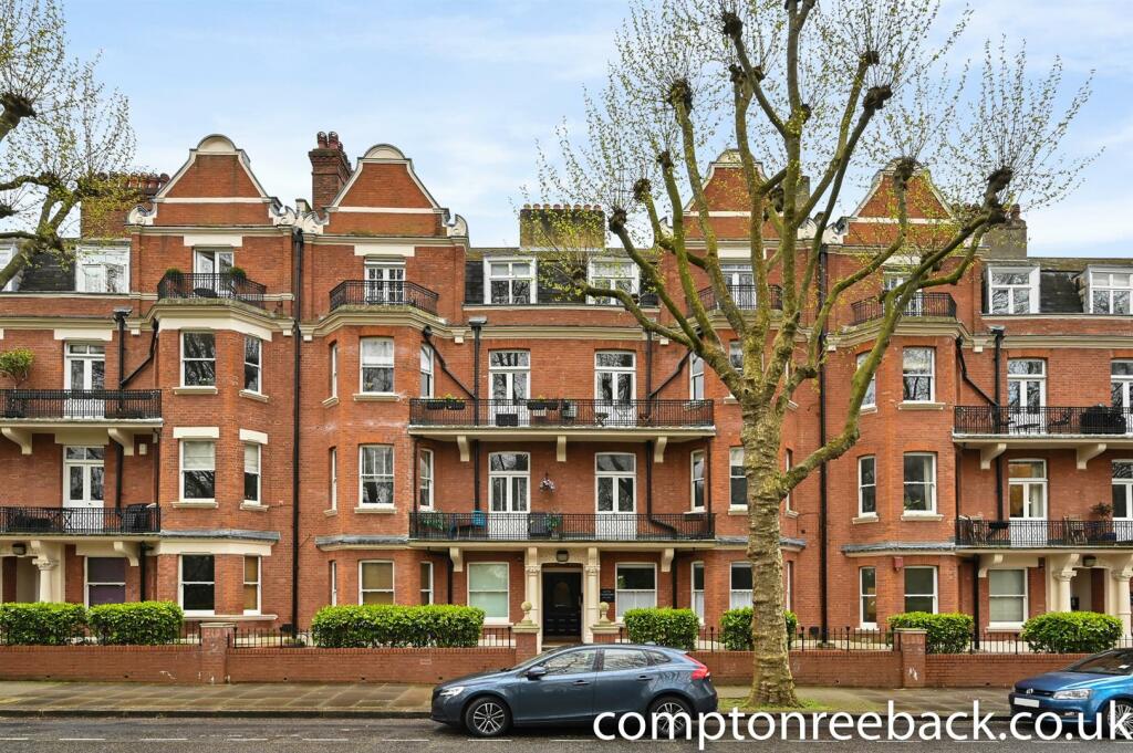 BCCR - 59 Leith Mansions - Exterior (4).jpg