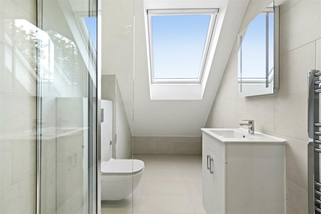 Flat 7 - 7, Sudbury Hill Close  - umyo266Kma6HVrKh
