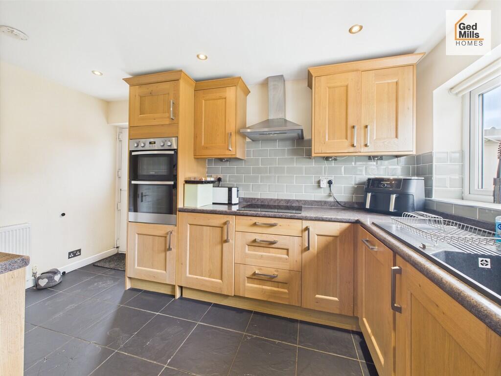 CAM04261G0-PR0053...