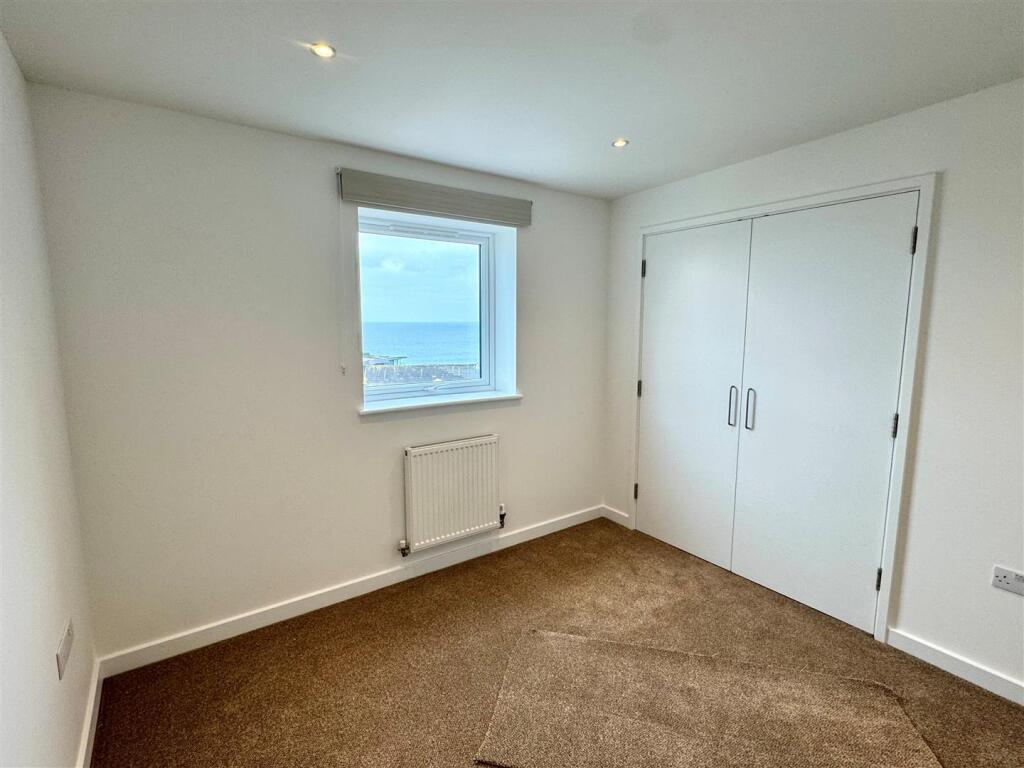 10 Tre Lowen Bedroom 2