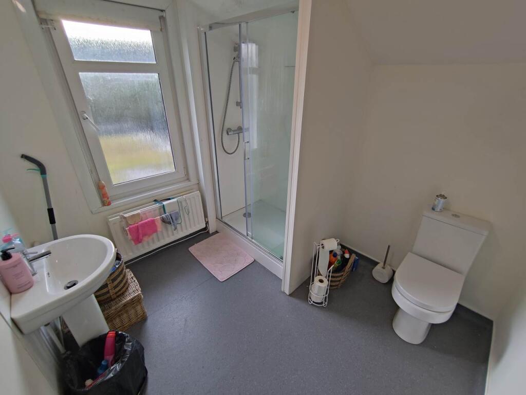 First floor shower r