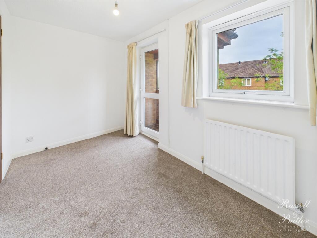 CAM01995G0-PR0307-STILL014