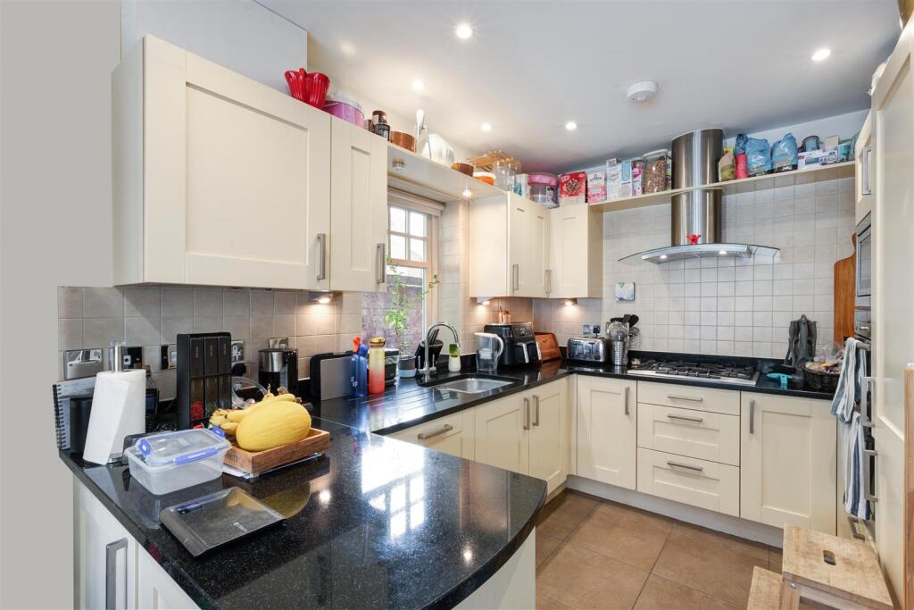 THE ROSEBERYS (9).jpg