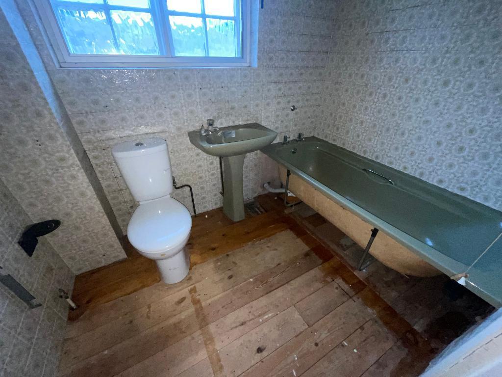 Pitcairn Close, Collier Row, Romford, Essex, RM7 8AH