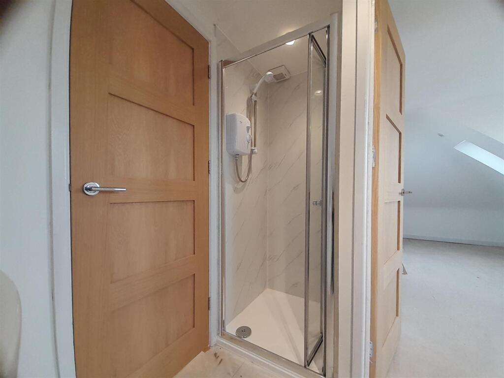 Ensuite Image 2